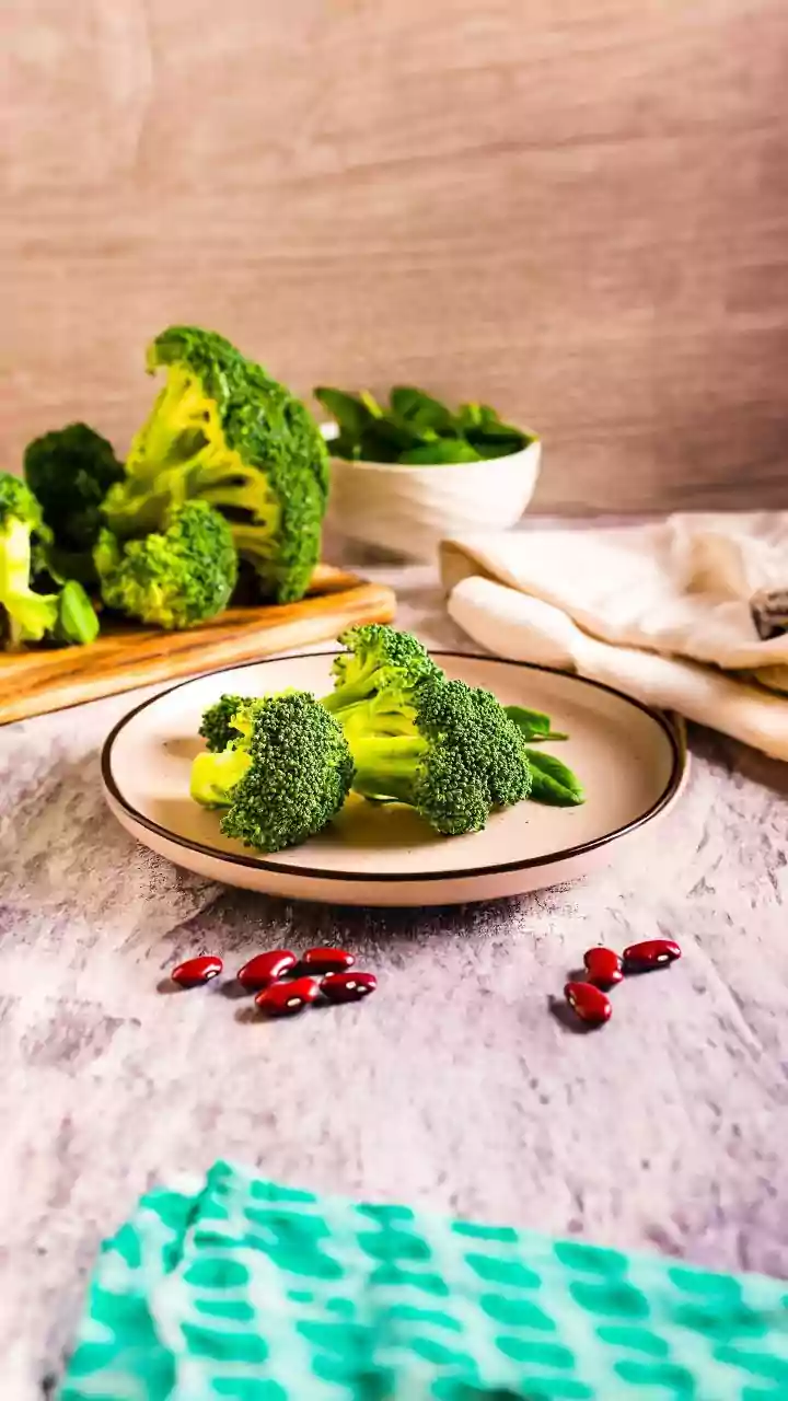 Unlocking Broccoli's Power: Why Boiling Steals Its Superpowers & Better Methods