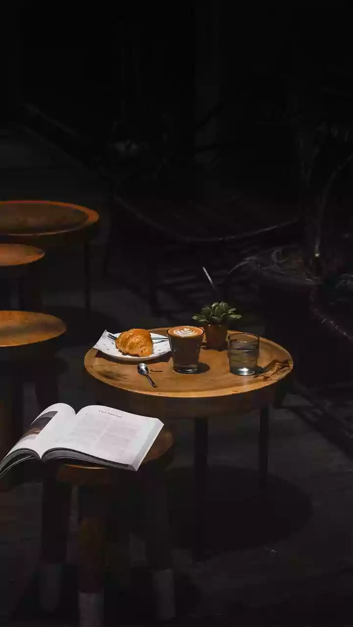 Century-Old Cafes Make Pune Feel Beautifully Stubborn