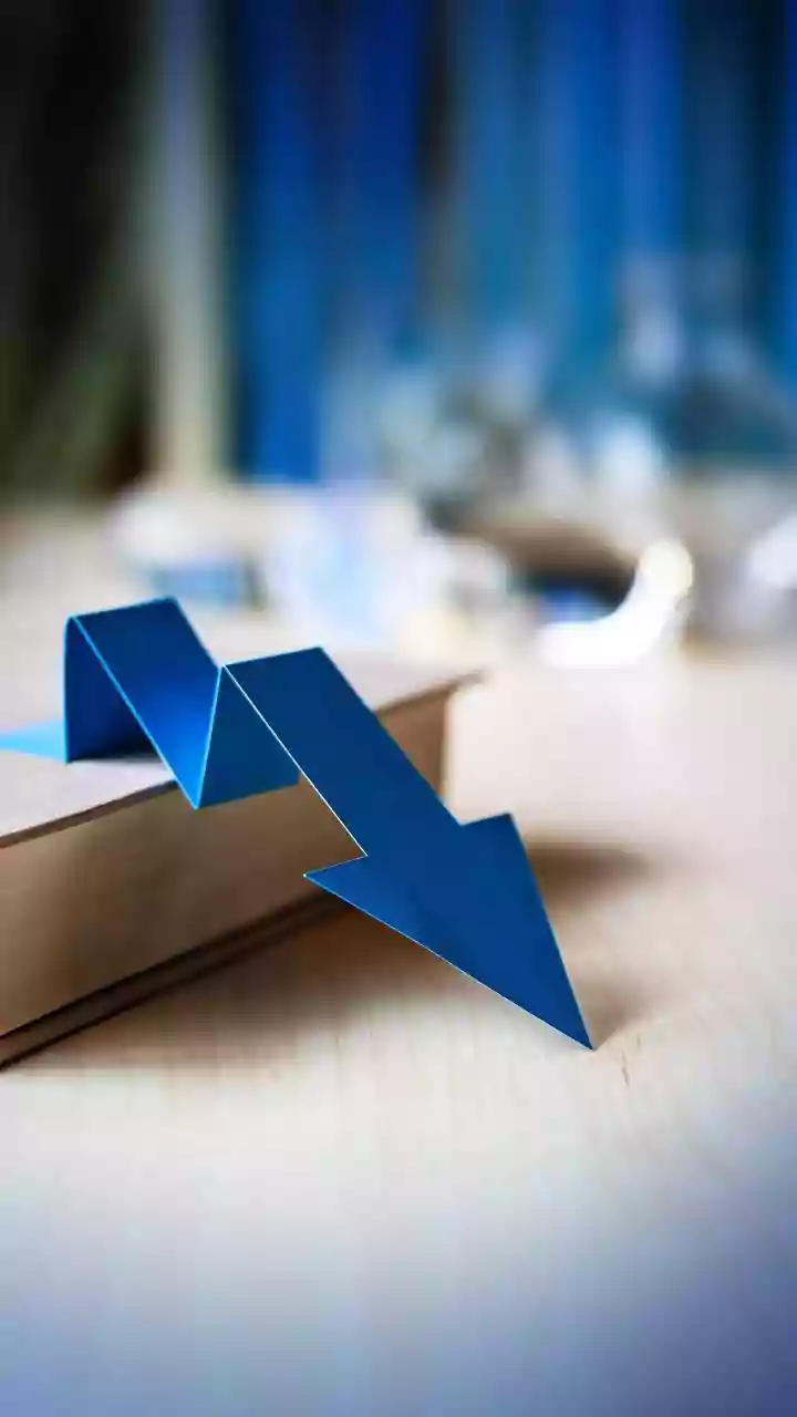 IT Stocks Snap 3-Day Rally As Mphasis, HCLTech Lead Losses; 3 Key Reasons Behind The Fall