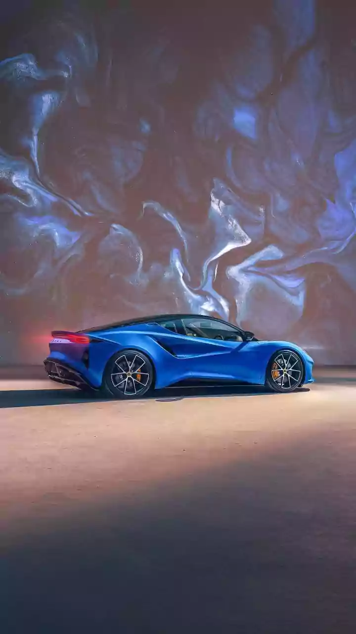Unveiling the 1065 bhp Fenomeno Roadster: Lamborghini's Most Powerful Open-Top Supercar