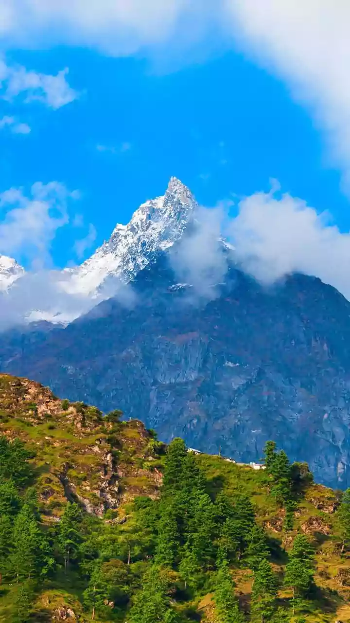 Exploring Adventure: 5 Unmissable Hiking & Trekking Destinations for Every Explorer