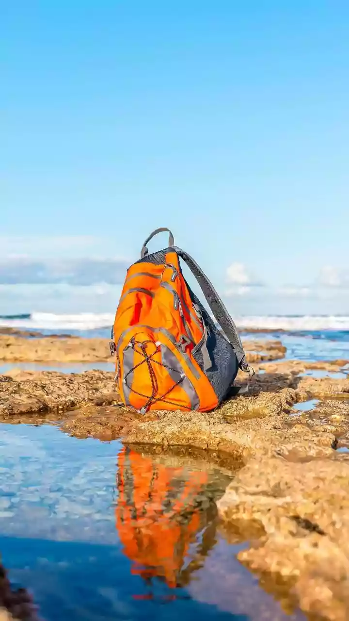 Smart packing with vacuum compression pouches maximizes luggage space for beach trips