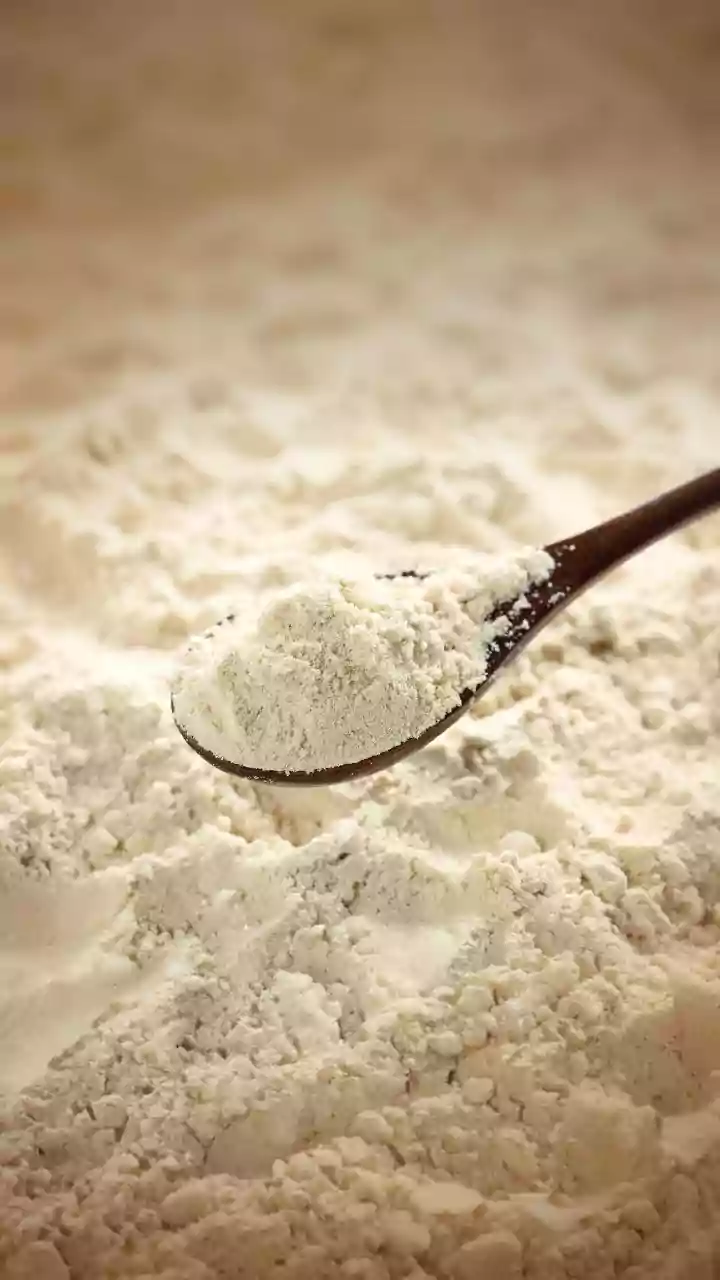 Too Much Dry Flour While Rolling Can Burn In The Frying Oil