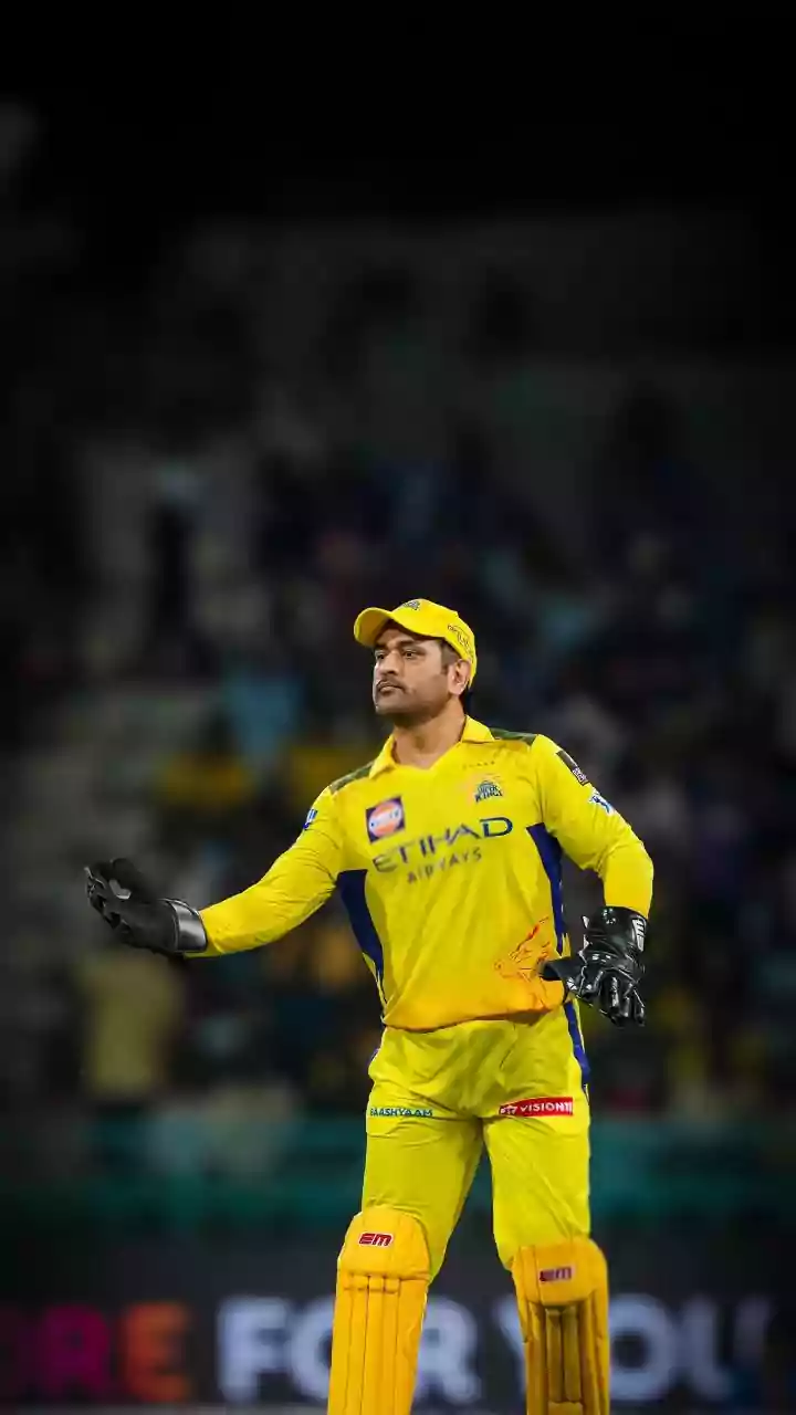 MS Dhoni drops a big hint on his IPL future, with a decision expected before December