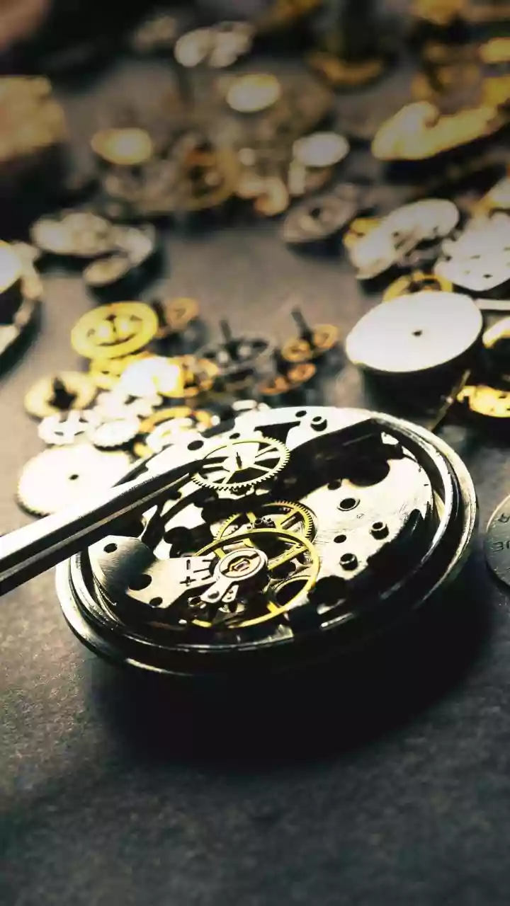 Timeless Treasures: 5 Vintage Watches That Are Smart Investments