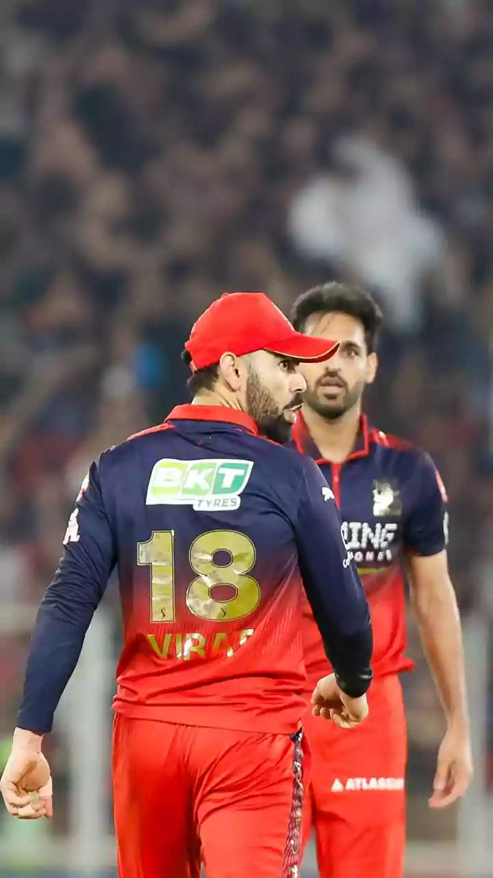"Actually Crazy": Virat Kohli Leads Emotional Tribute as Bhuvneshwar Kumar Hits 200 IPL Matches