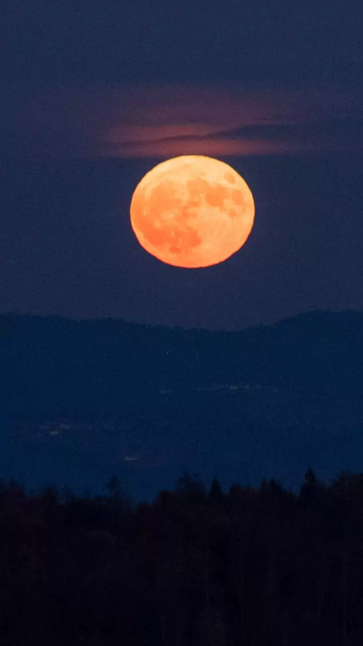 The Final Lunar Eclipse of 2026 Comes With Limited India Visibility