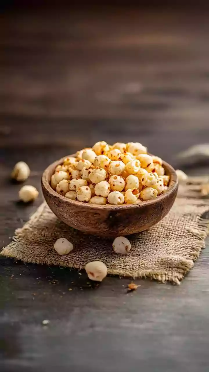 Why Swapping Fried Snacks For Makhana Bhel and Air-Fried Paneer Tikka Cut Calories