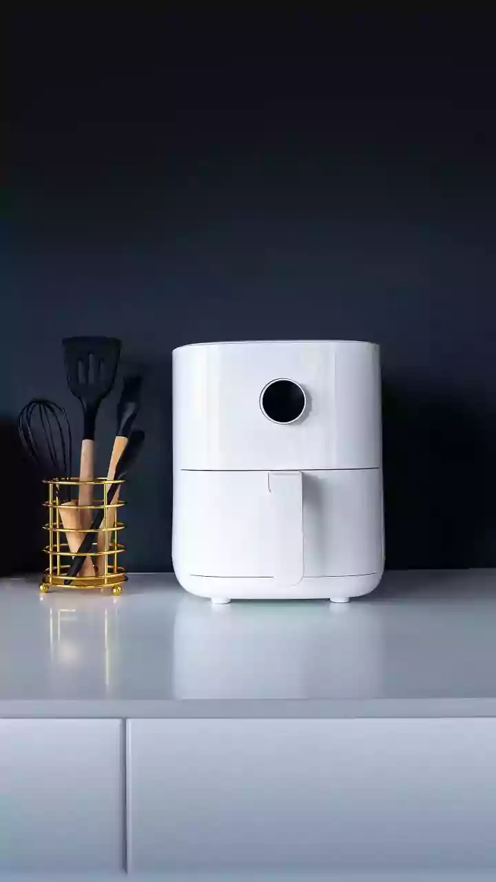 Xô, sujeira! Como limpar fogão, forno e air fryer sem esforço