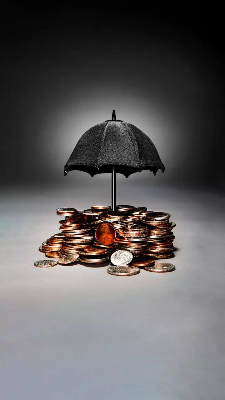 Raising FDI in insurance is colonial mindset: Opposition; BJP defends