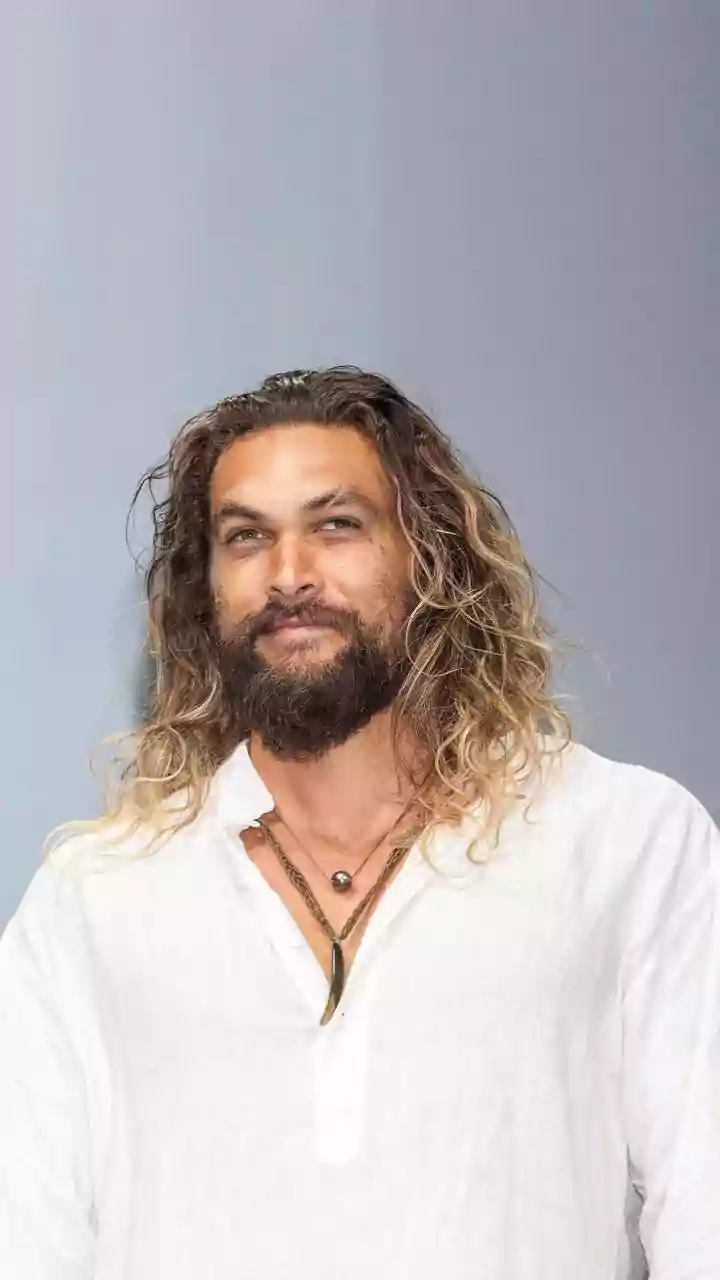 Hollywood Highlights: Kardashian, Momoa & More!