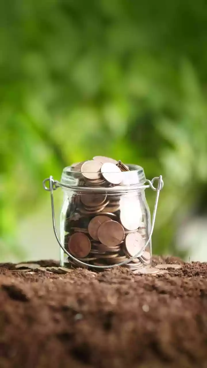 A ₹2,000 Monthly Deposit Could Earn Roughly ₹22,700 Over Five Years