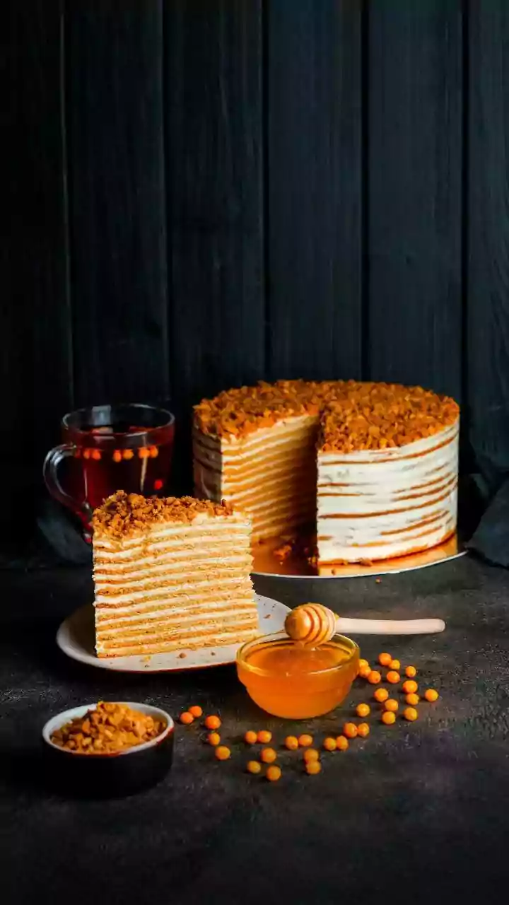 5 delicious desserts you can make with honey