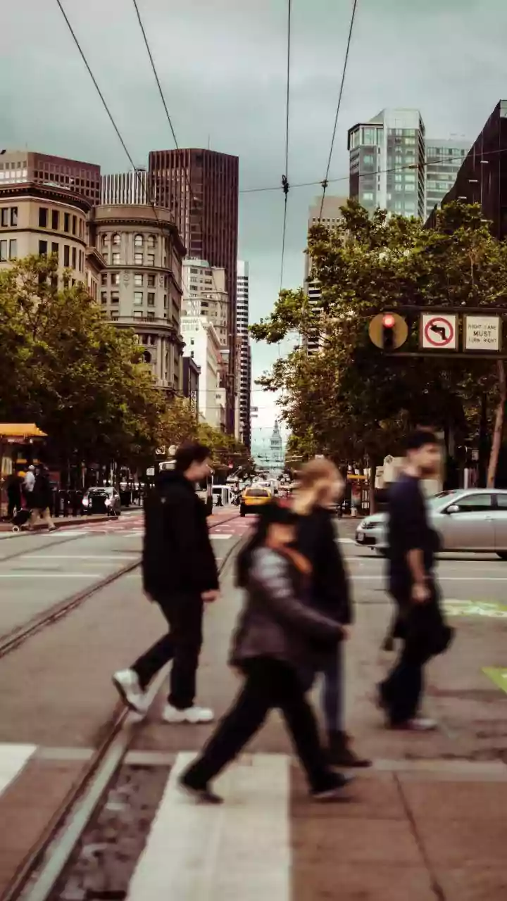 Your Walking Speed: A Surprising Key to Longevity and Health Prediction