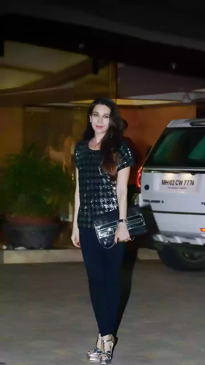 Supreme Court seeks actress Karisma Kapoor's reply on plea for copy of divorce settlement filed by Priya Sachdev in Sunjay Kapur's inheritance batt...