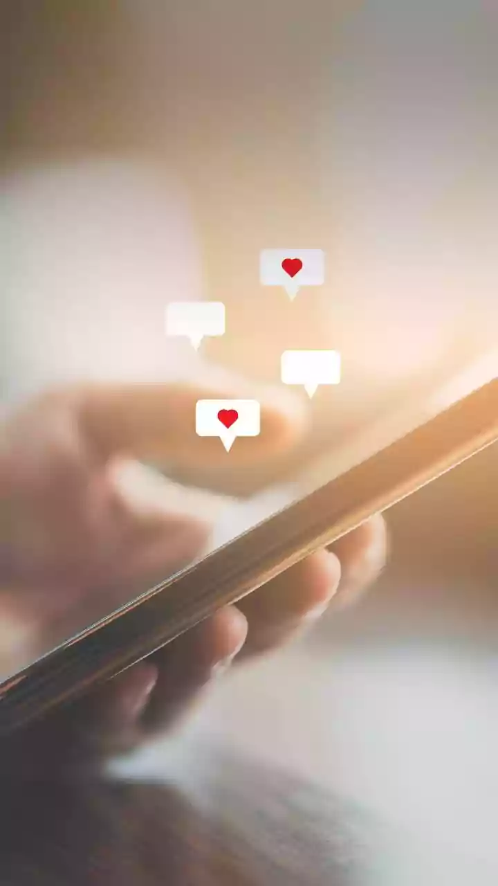 Threads App's Ascent: Outpacing X in Mobile Users