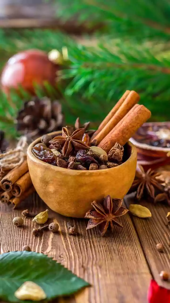 5 Amazing Clove Recipes: From Savory Pilaf to Sweet Gingerbread Delights