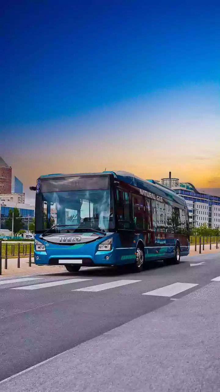 Fresh Bus signs pact with Exponent Energy; rolls out sleeper e-bus fleet