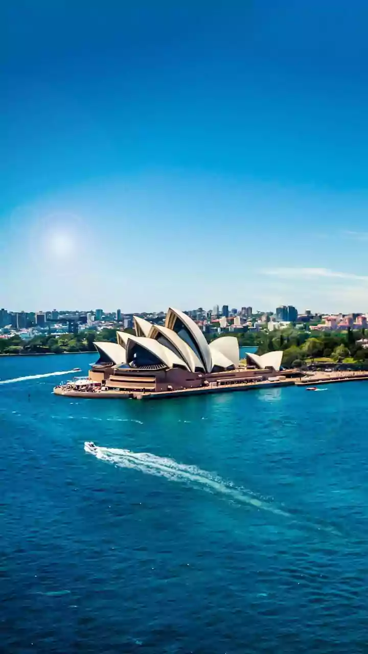 Indian Visitor Growth Highlights Queensland's Expanding Tourism Reach
