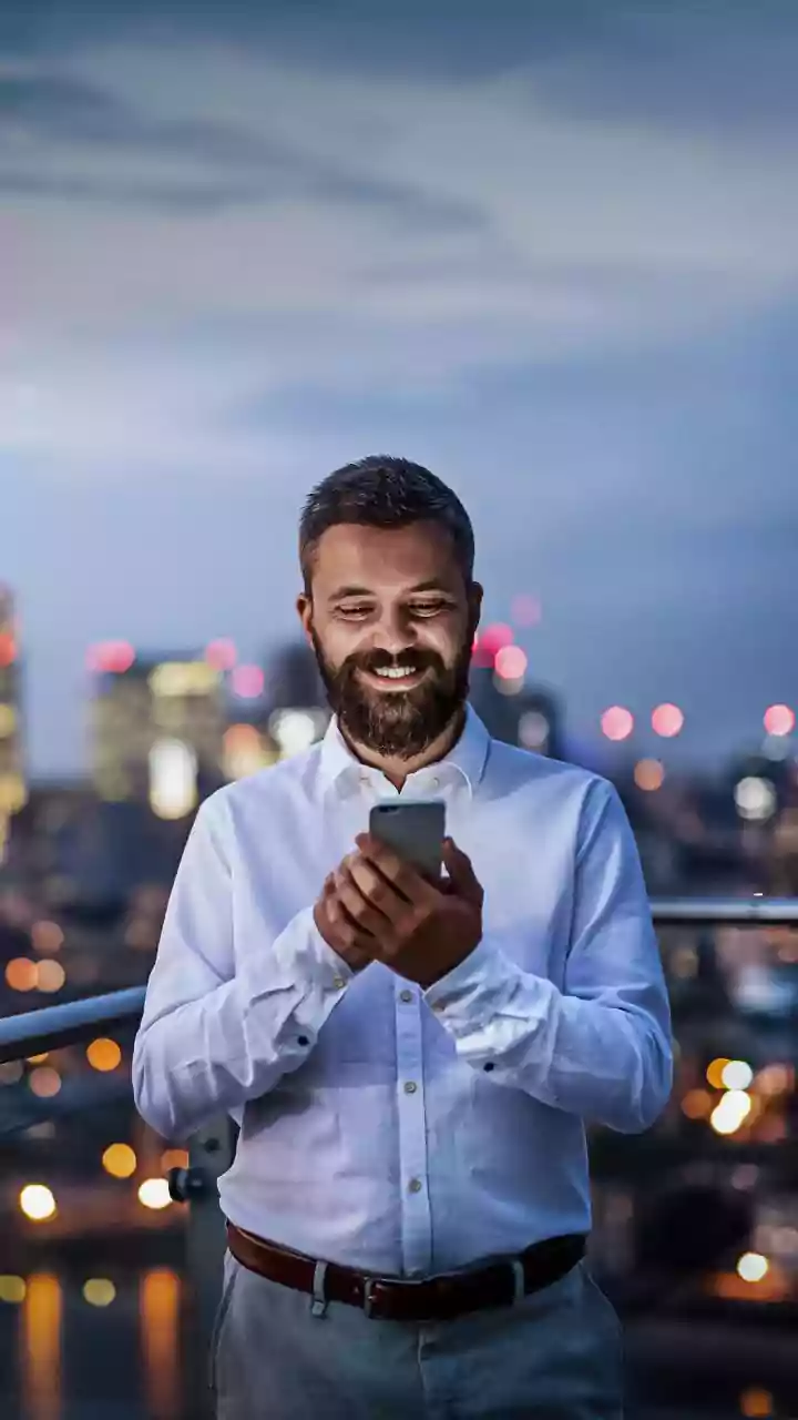 Money Management Apps Make Saving Easier For Young Professionals With Busy Schedules