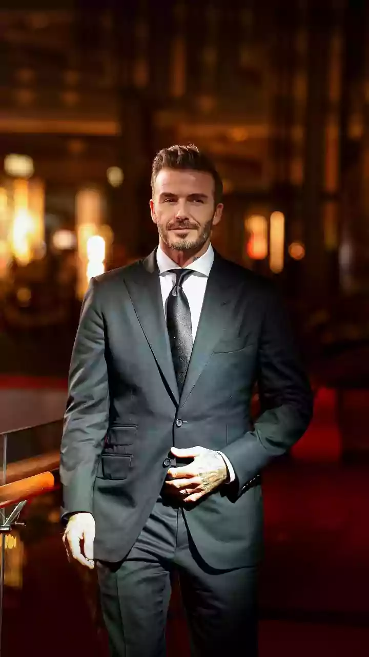 Hollywood's Suede Styles for a Stylish Winter