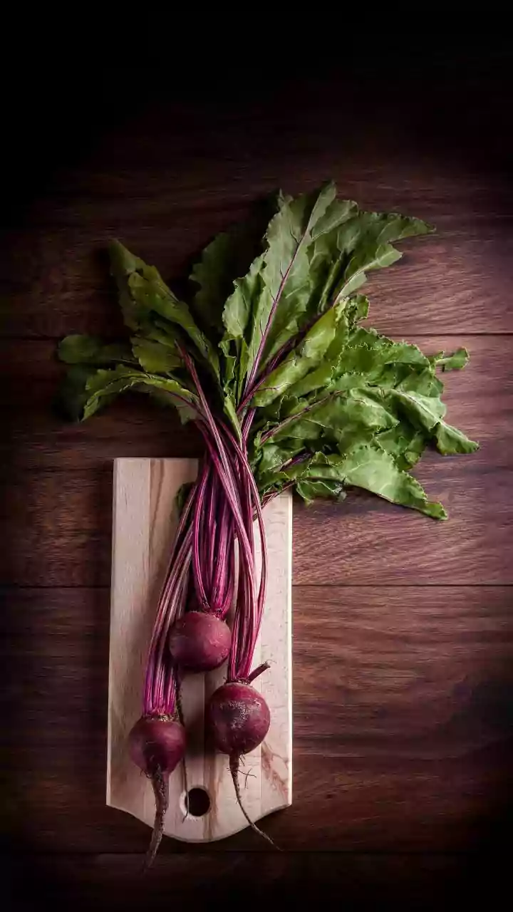 Beetroot Hair Mask Guide Keeps Temporary Colour Separate from Growth Claims