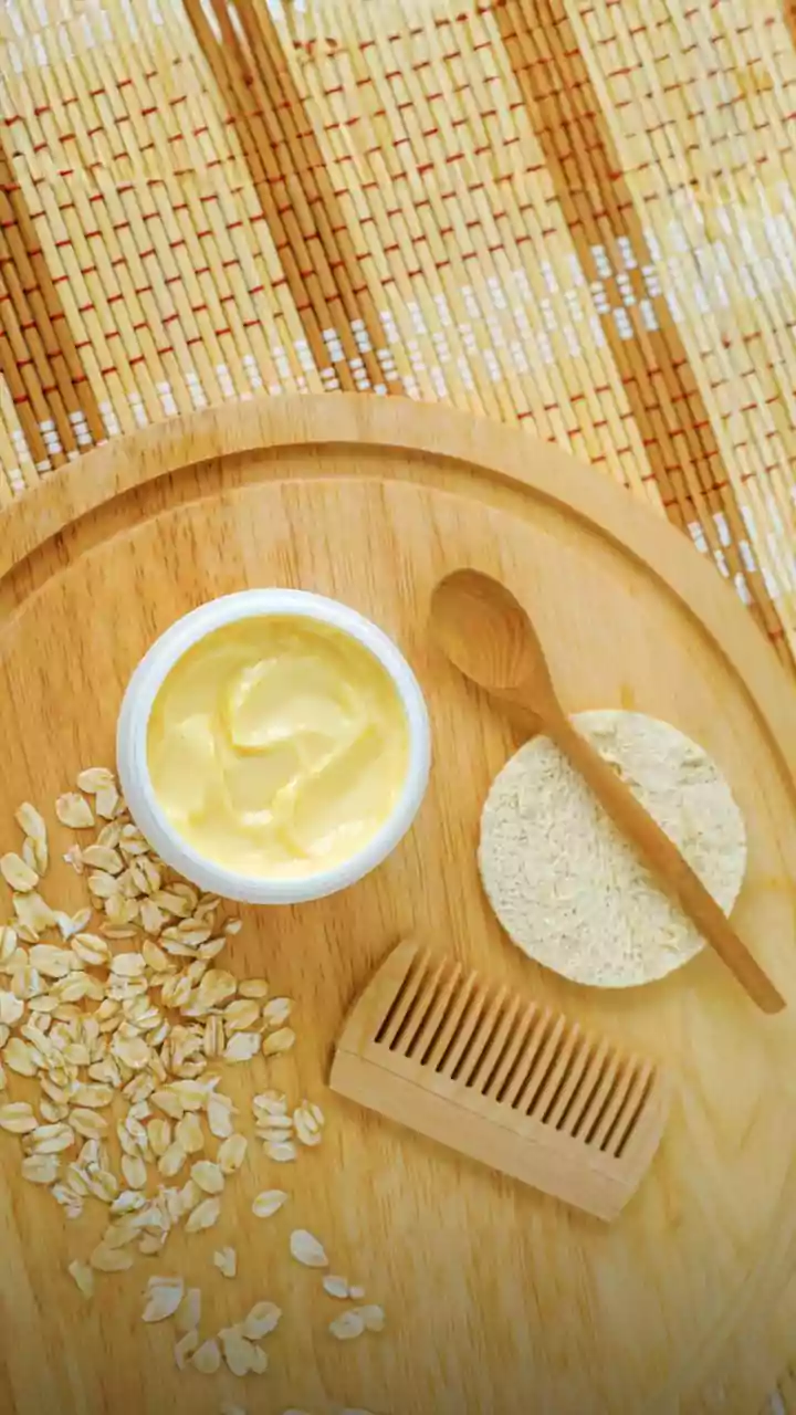 The DIY Mask Can Add Shine without Changing Hair Structure Permanently