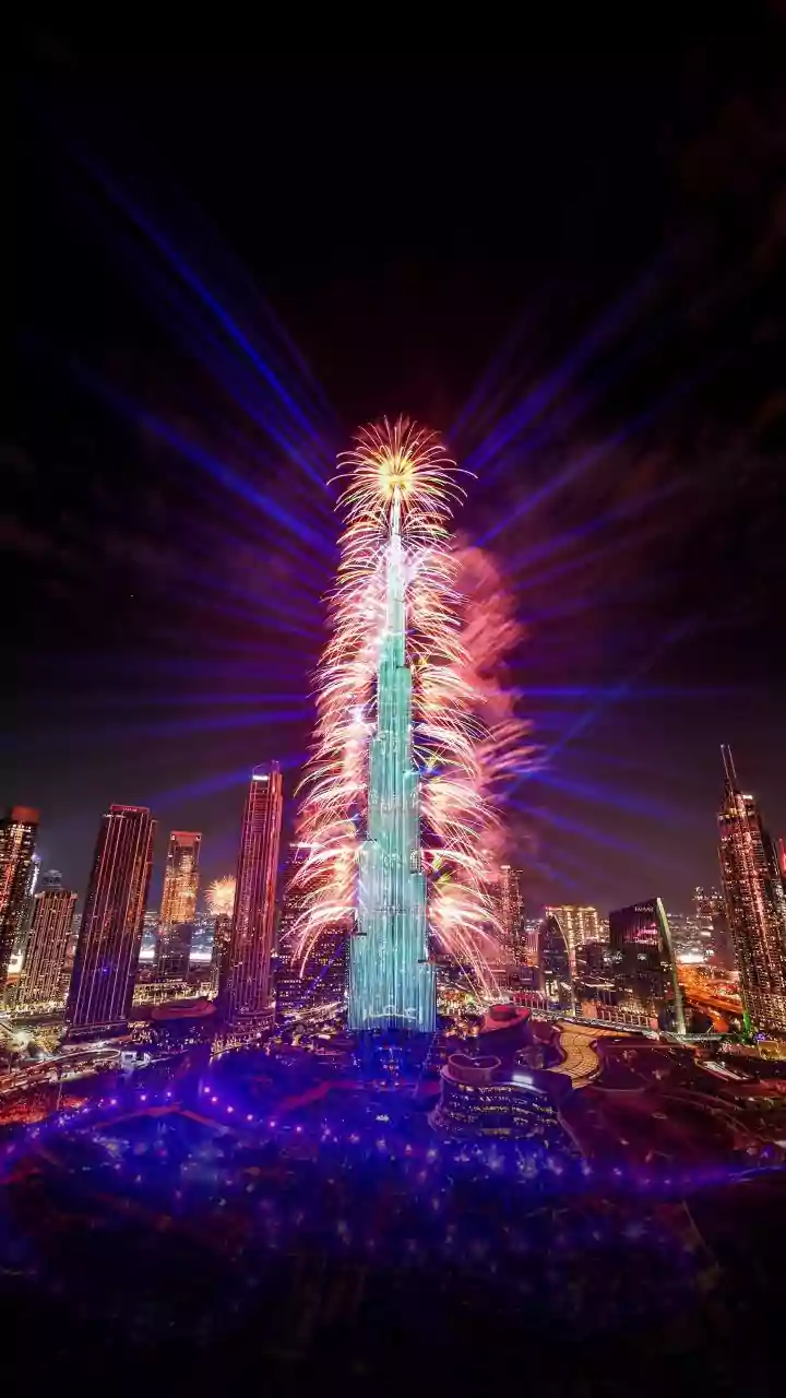 Dubai's Gold Walkway: Opening Timeline And Location Revealed