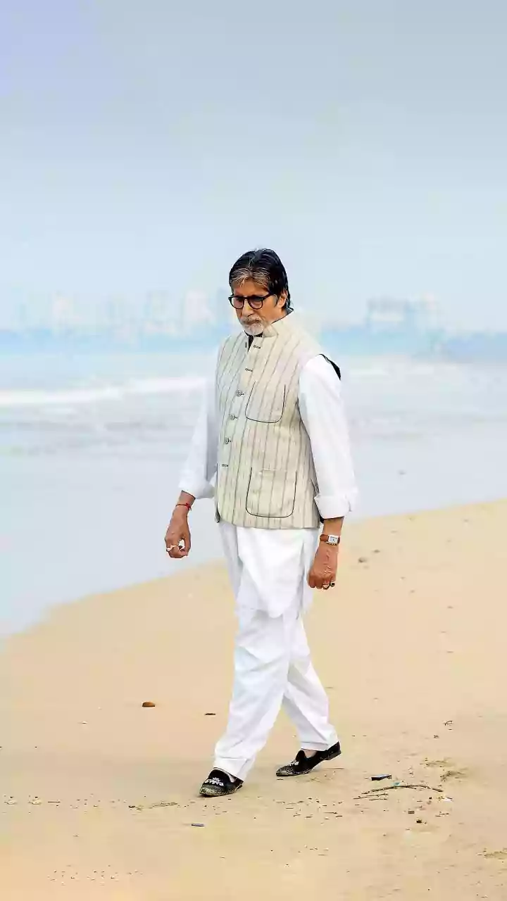 KBC Puts Amitabh Bachchan's Unusual Casting Choice In Focus