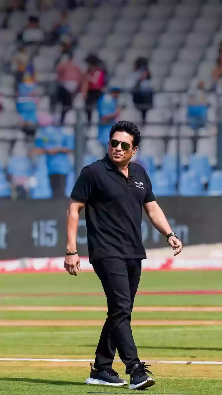 India U-19 team interacts with Tendulkar ahead of crucial Pak clash in World Cup