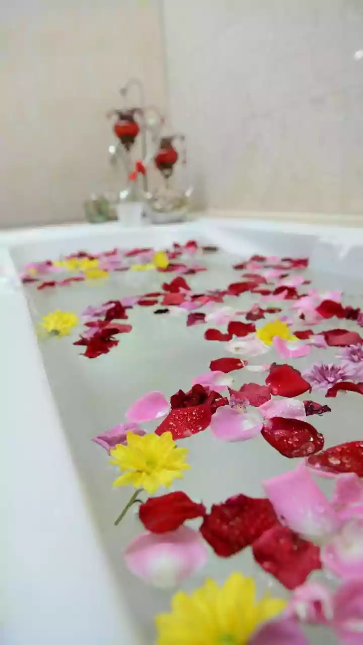 Cosmic Cleansing: Harnessing Bath Rituals for Personal & Planetary Harmony