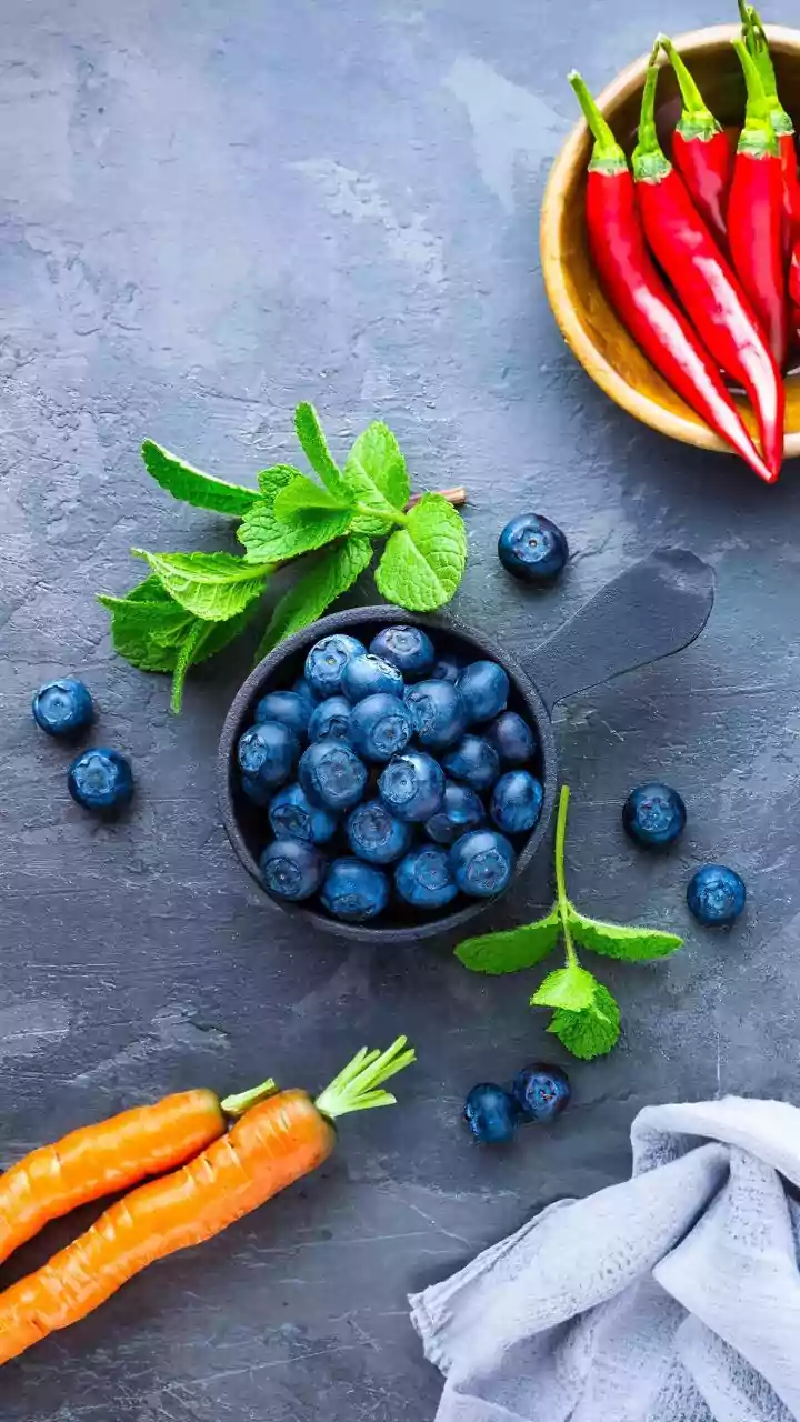 8 Foods for Stronger Vision & Protection