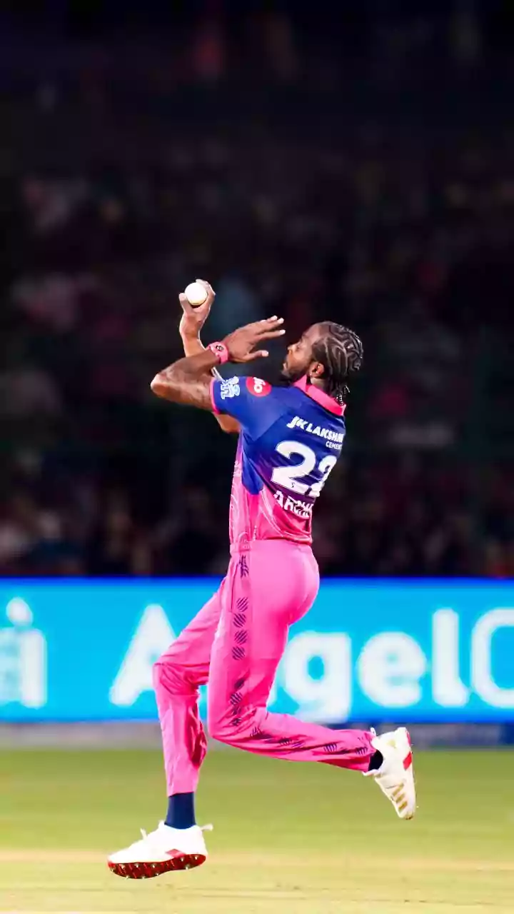 Jofra Archer Fumes, Then Strikes: Drama Unfolds After Fielding Argument