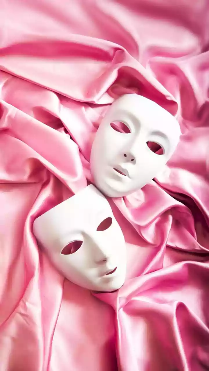 Unmasking Narcissistic Manipulation: 5 Psychological Tactics and How to Spot Them