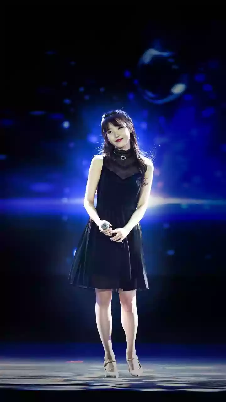 Profil IU, Solois Korea Selatan yang Dijuluki Nation's Little Sister
