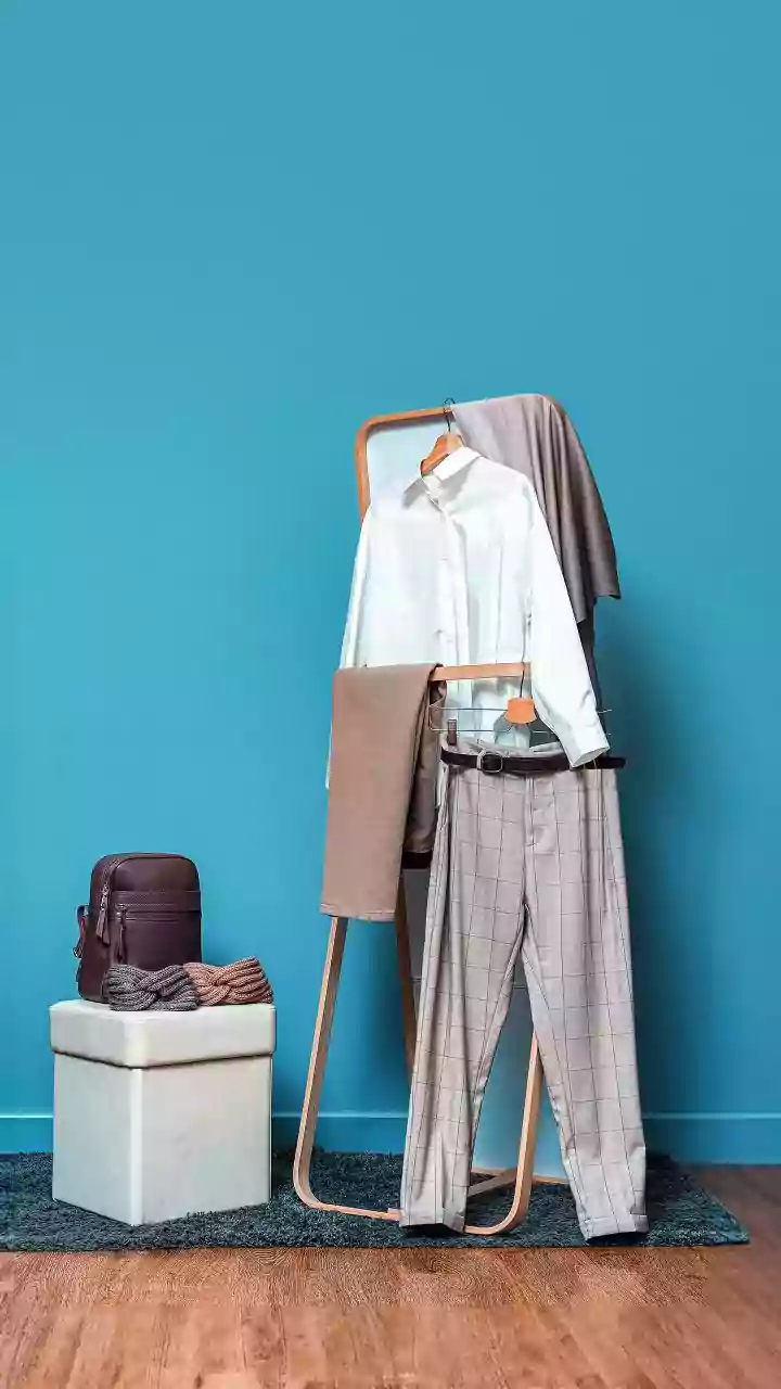 Mastering Shirt Ironing: 5 Essential Tips for Professional Crispness at Home