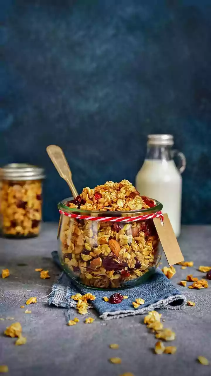 Granola caseira de frigideira: receita fácil, saudável e pronta em 20 minutos