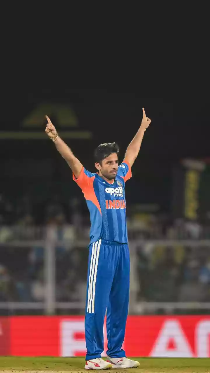 Bishnoi, Bumrah, Hardik choke NZ to 153/9 in third T20I