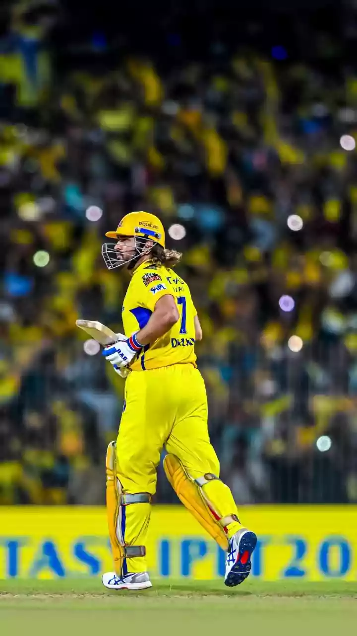 IPL 2026: MS Dhoni to Sunil Narine - 5 Players who may Retire after 2026 Season