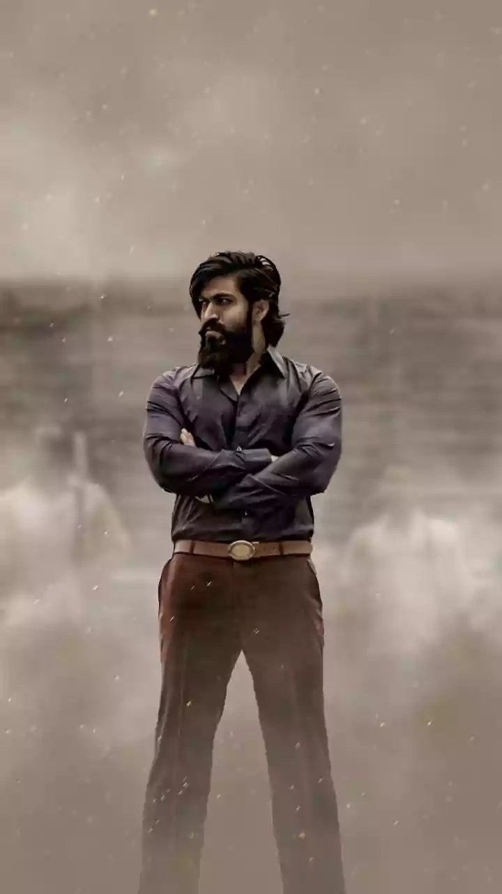 Toxic: Yash, Kiara Advani Gangster Actioner To Skip March 2026 Release? Here's The TRUTH