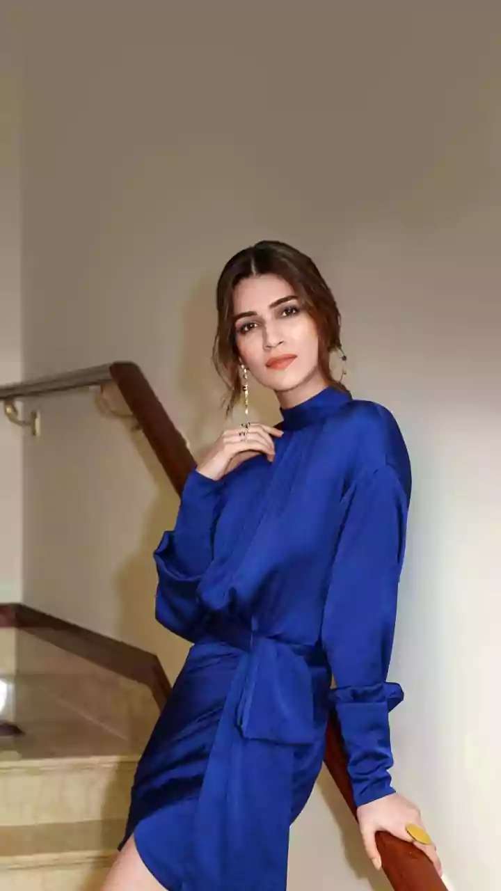 Kriti Sanon's Loving Bond with Nupur & Stebin