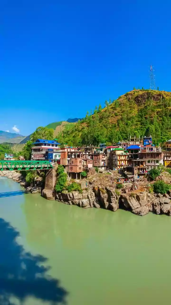 Nepal's Rasuwa flash flood kills 270, 1,600 missing after collapse