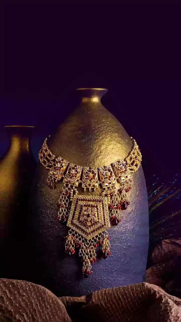 Gold Rate Today (January 27, 2026): Yellow Metal Touches New Record High; Check Prices In Delhi, Mumbai, Chennai, Bangalore & Other Major Cities