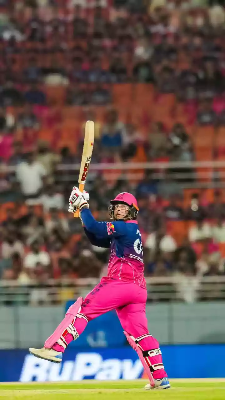 Who is fastest to complete 1,000 IPL runs (by balls)?