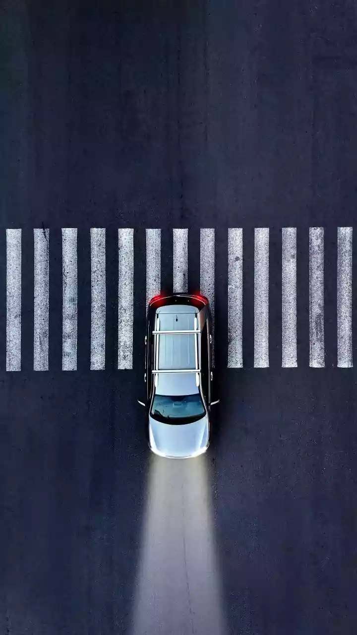 Video Of Car Accident Sparks Road Safety Debate On Who Was At Fault — Cyclist Or Car Driver?