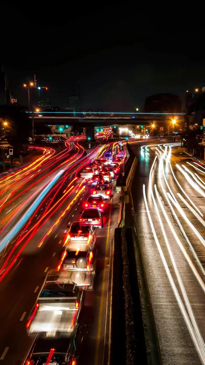 'Stalled Waymo, Functionless Traffic, Horns Blaring': San Francisco Power Outage Causes Gridlock At Darkened Intersections | Video