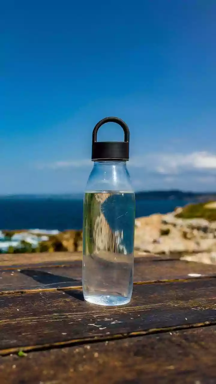 Stay Refreshed: The Ultimate Guide to Hydration Hacks for Your Next Vacation