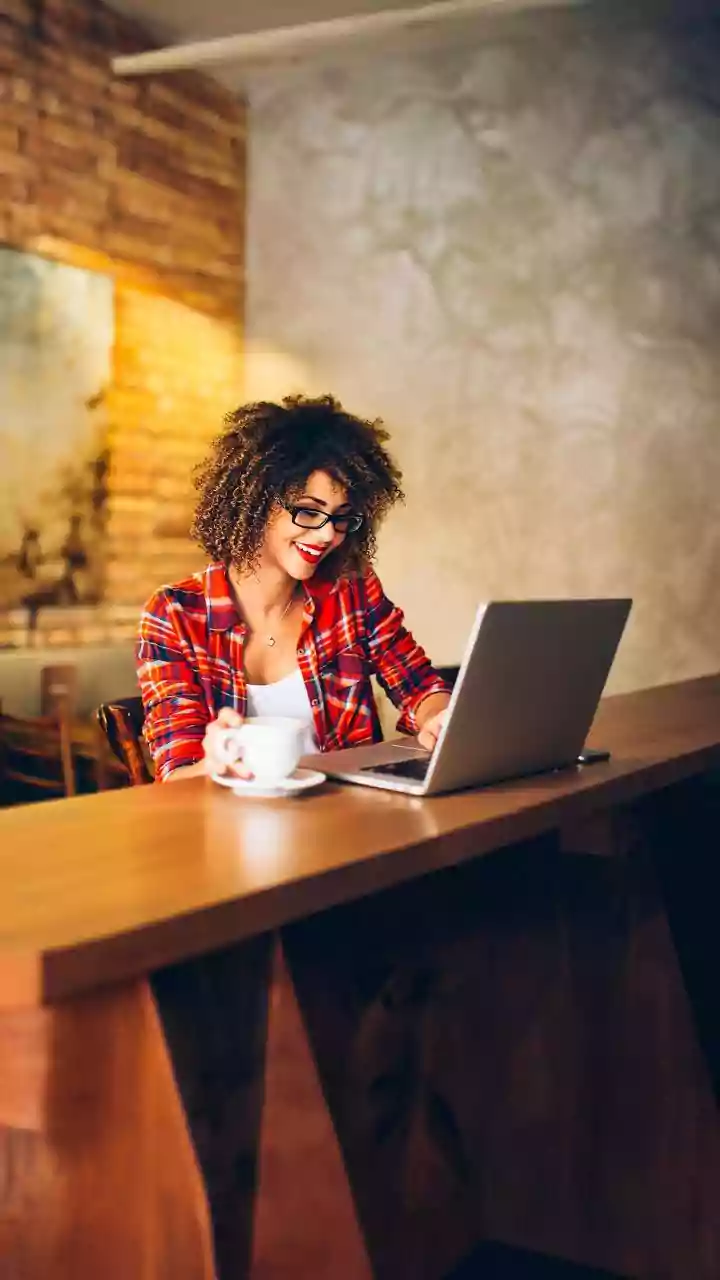 Smart AI Algorithms Help Indian Digital Nomad Freelancers Manage Multi-Currency Tax Deductions