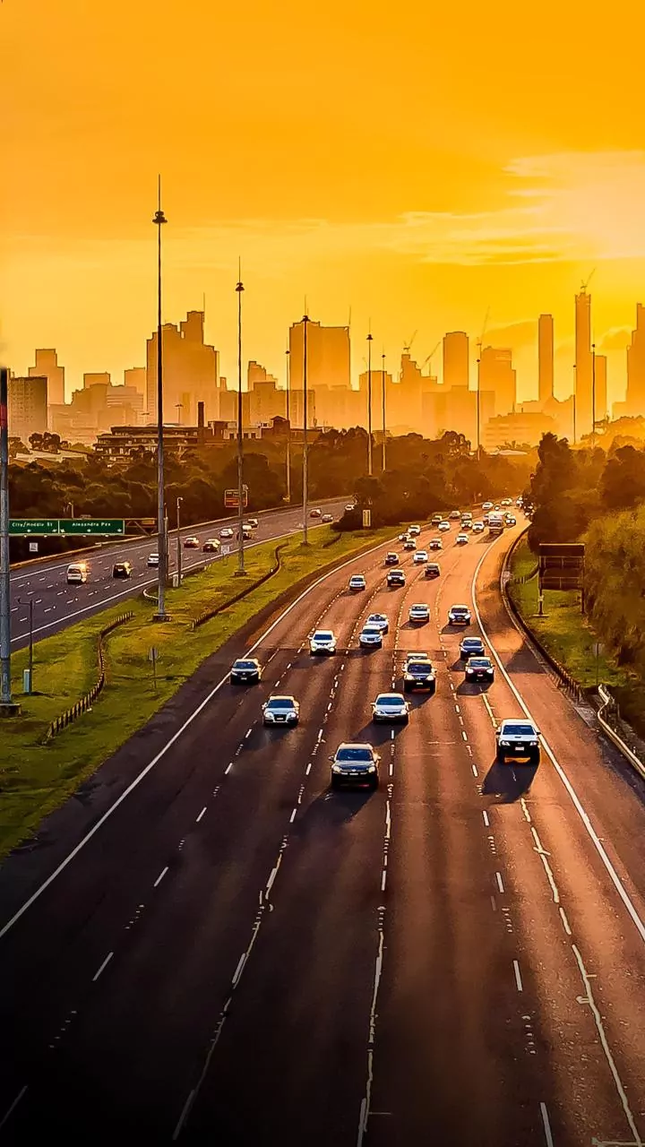 Long Commutes May Require Earlier Cut-Offs for Evening Plans
