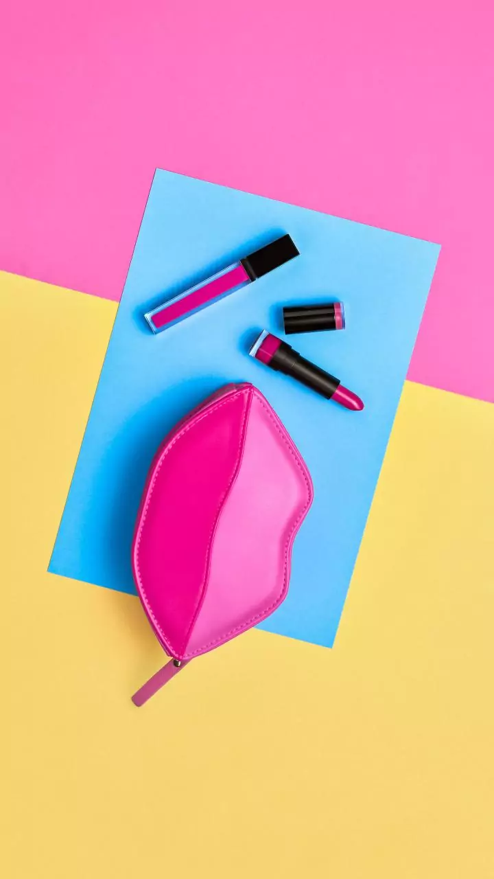 Glossy Lips Are Driving The Everyday Makeup Shift